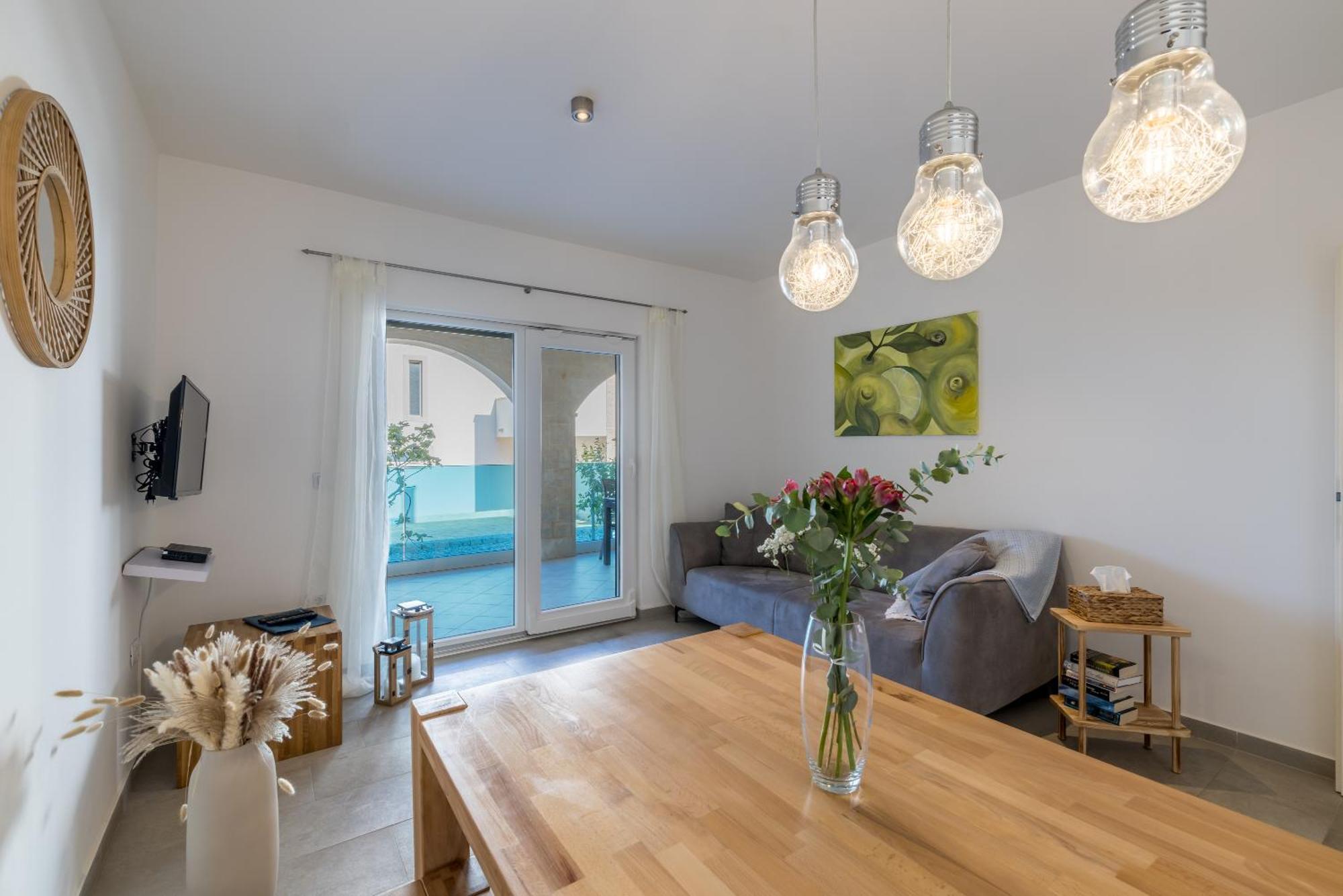 Villa Luce Del Sole Mirce 외부 사진