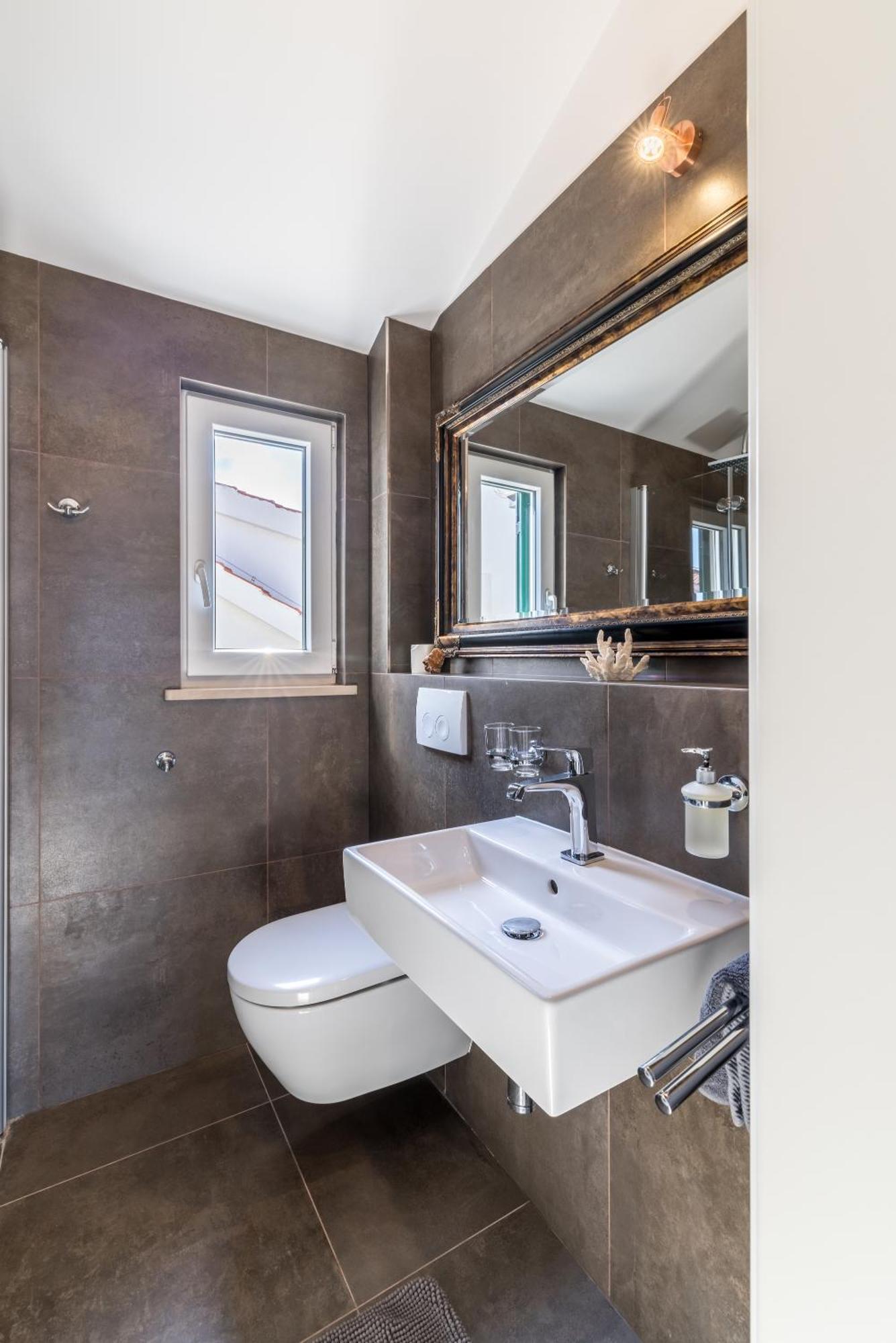 Villa Luce Del Sole Mirce 외부 사진