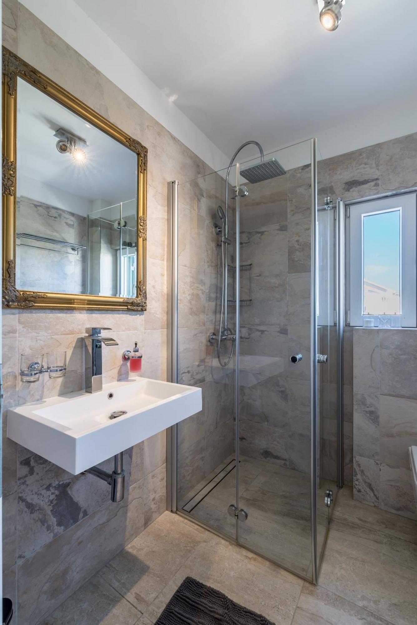 Villa Luce Del Sole Mirce 외부 사진